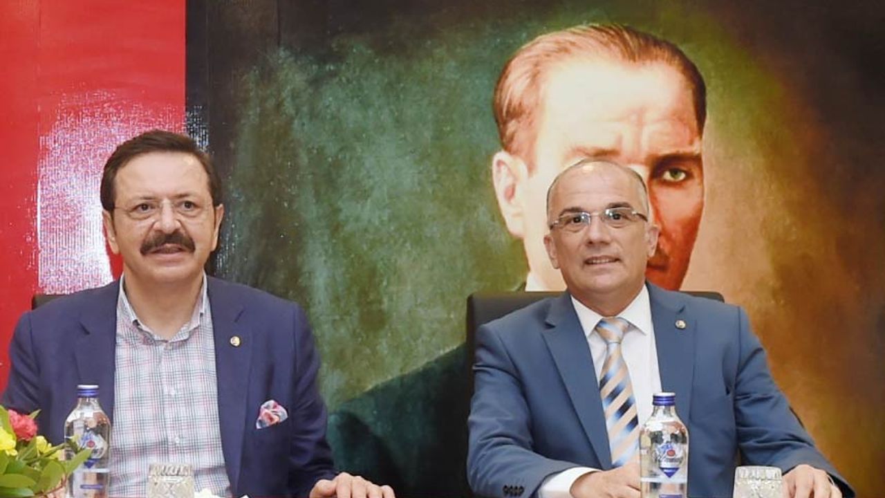 Akkoyunlu'dan Hisarcıklıoğlu'na Kutlama