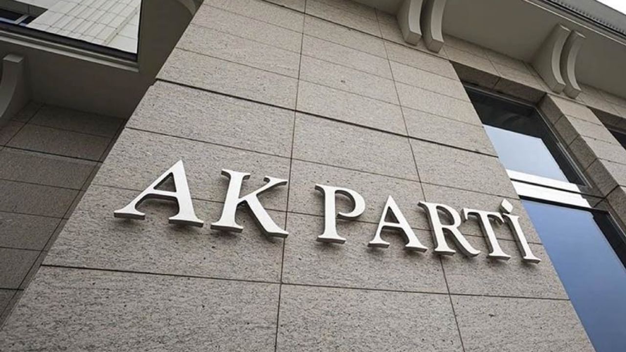 AK Parti Bursa'da Tam Liste Açıklandı