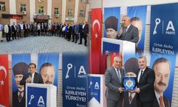 Anahtar Parti Muhtarlar ve STK'larla Buluştu
