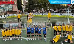 Voleybol Şöleni Başladı