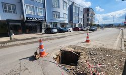 Açık Bırakılan Çukur Tehlike Saçıyor