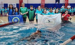Yüzme Sezonu Startı Mustafakemalpaşa'da Verildi