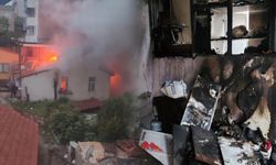 Pazar Sabahına Yangınla Uyandılar