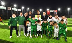 Önce Oruçlar Sonra Halısaha Açıldı