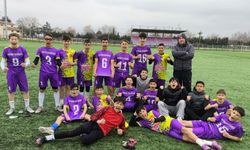 Atatürk Ortaokulu 3 Kategoride Zirvede