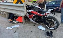 Otomobilden Kaçarken Bariyere Çarptı