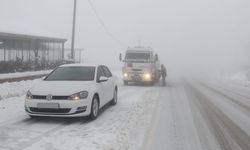 Uludağ'da Yoğun Kar Yağışı! Kayak Pistleri Yeniden Açılacak
