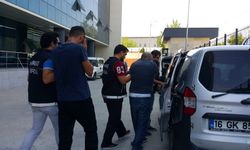 Bursa'da narkotik polisinden baskın: 5 gözaltı