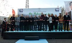 Mustafakemalpaşa Sosyal Etkinlik Merkezi törenle hizmete açıldı