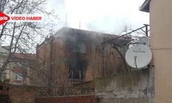 Mustafakemalpaşa'da Metruk Binada Yangın!