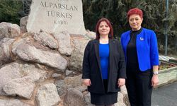 MHP İlçe Kadın Kolları Başkanı Rabia İkizceli'den Kadınlar Günü Mesajı