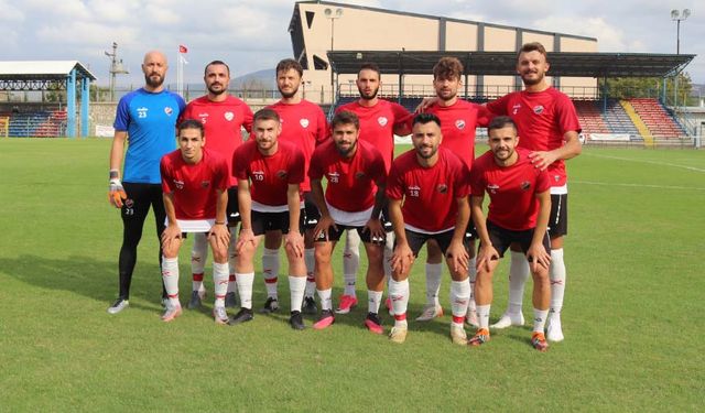 Kırmızı Şimşekler Bildiğiniz Gibi