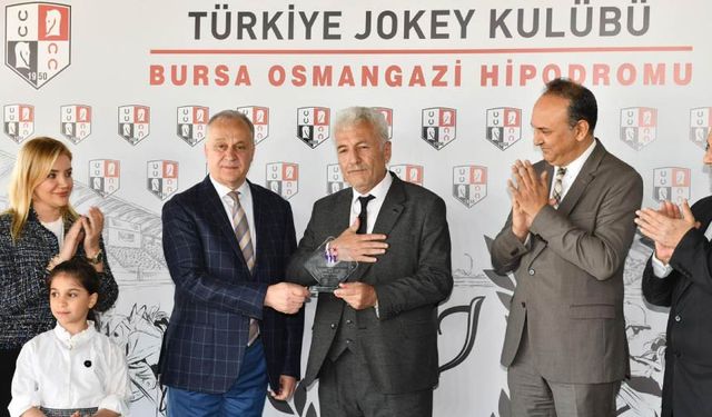 Mustafakemalpaşa Adını Taşıyan İlk Koşunun Kazananı Batman Çocuğu