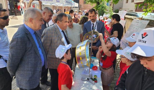 BİLSEM’lerden Ortak TÜBİTAK 4006 Bilim Fuarı