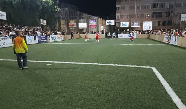 Futbol Şöleni Coşkulu Başladı