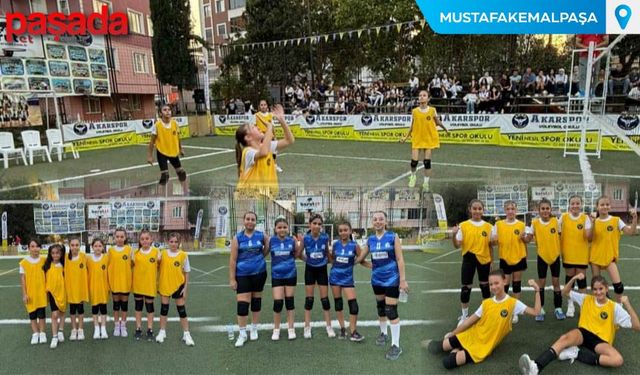 Voleybol Şöleni Başladı