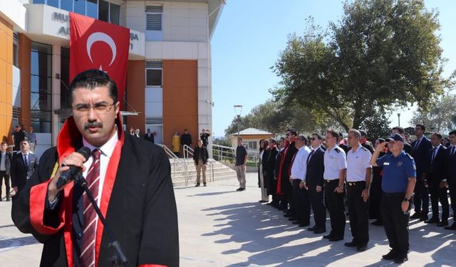 Mustafakemalpaşa Adliyesi'nde Tarihi Gün