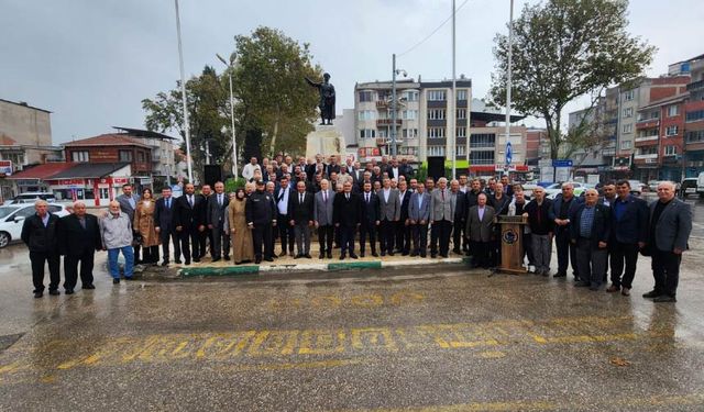 Muhtarlar Günü Yağmur Altında Kutlandı