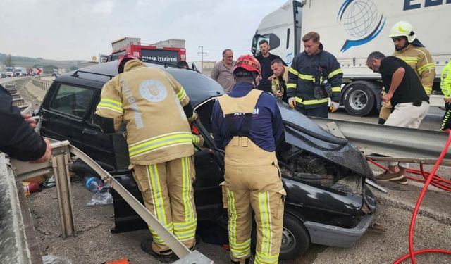 İlçe Girişinde Feci Kaza