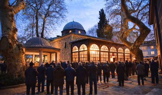 Bayram Namazı Saat Kaçta?