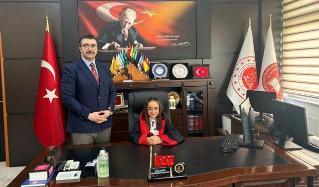 Başsavcılık Makamı Çocuklara Emanet