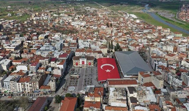 Ümit Özdağ Geliyor