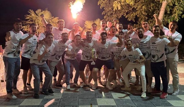 İlk Yılda Şampiyon, Kutlamada Zirve