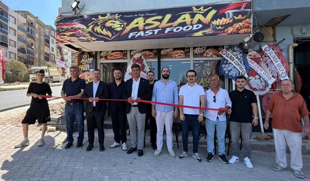 Aslan Fast Food Yeni Yerinde Hizmetinizde