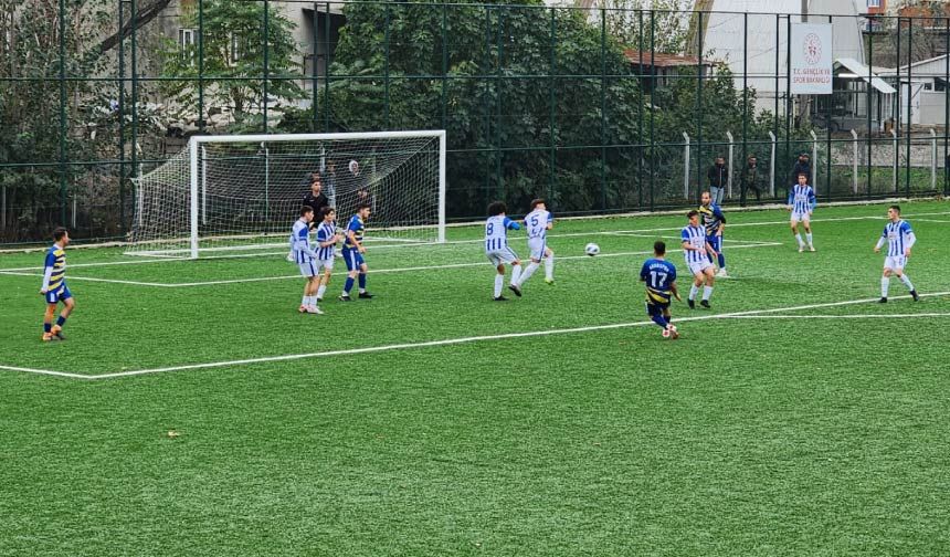 Lider Akarspor 3 Puan Arayacak