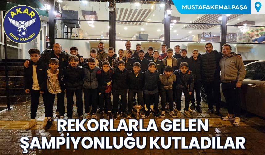 Rekorlarla Gelen Şampiyonluğu Kutladılar