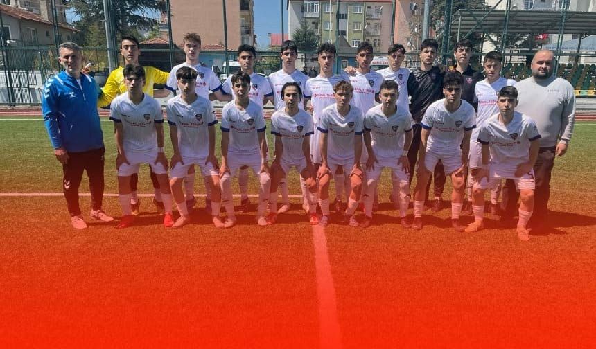 Türkiye Finalleri'nde Süper Lig Ekibini Devirdiler