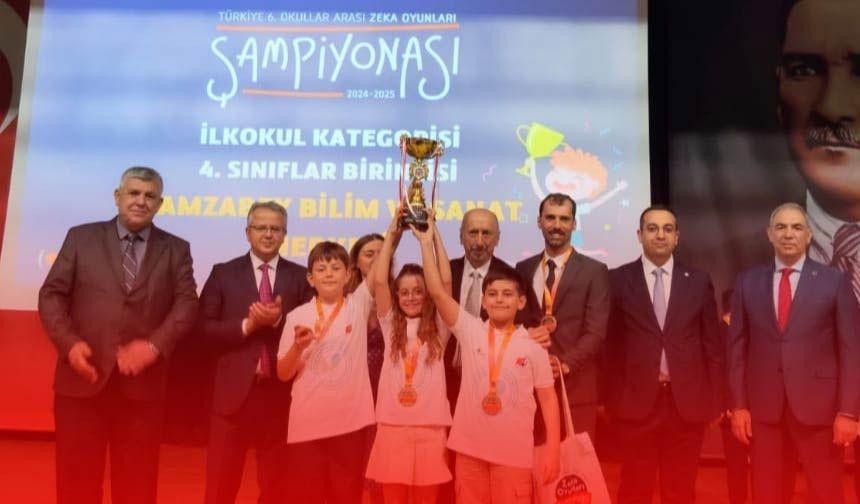 Türkiye Birincisi Hamzabey BİLSEM Ödülünü Aldı
