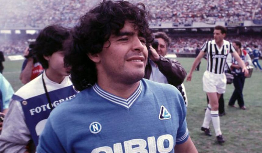 Kalp krizi geçiren Diego Maradona hayatını kaybetti