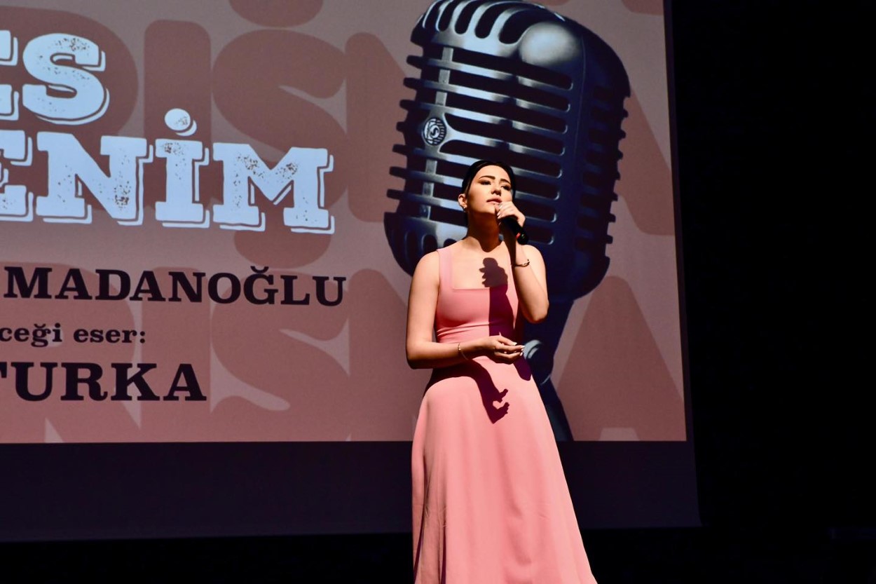 Mustafakemalpaşa’da Genç Yetenekler “O Ses Benim” Sahnesinde Buluştu (3)