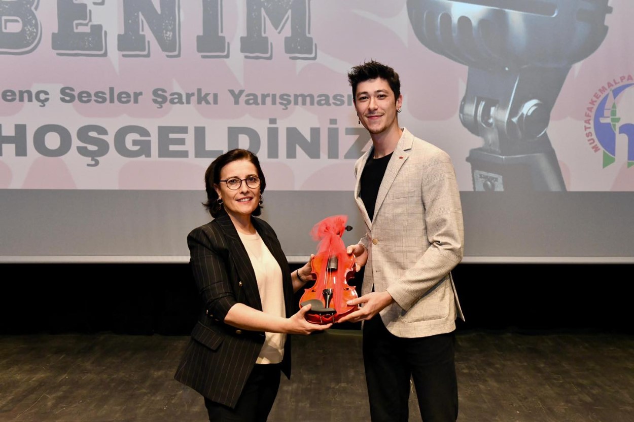 Mustafakemalpaşa’da Genç Yetenekler “O Ses Benim” Sahnesinde Buluştu (8)-1