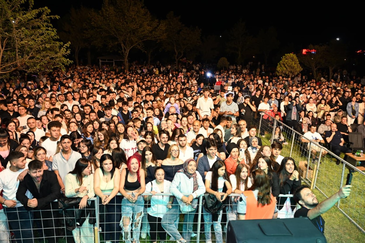 Konser 14