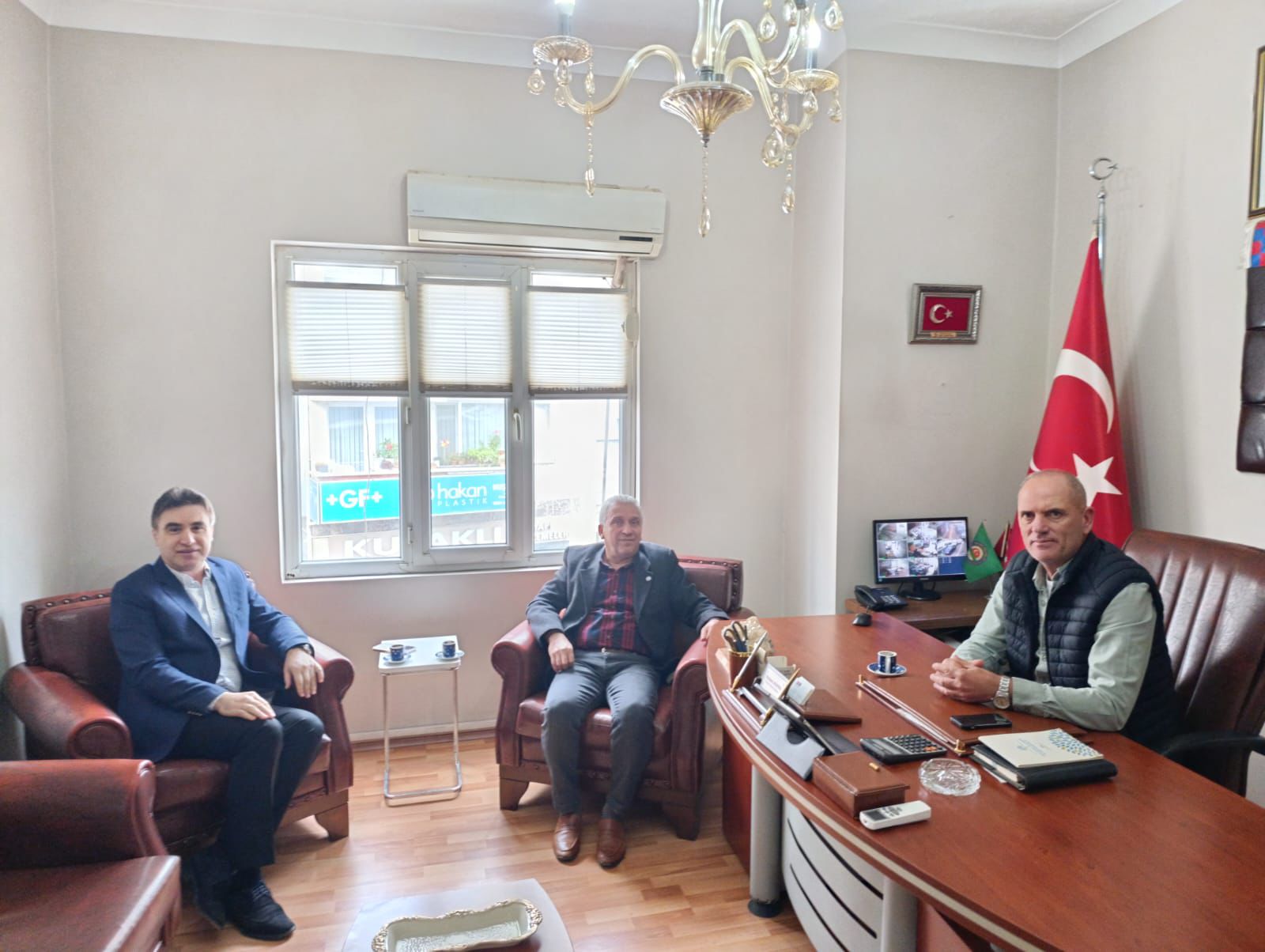 Whatsapp Image 2025 11 19 At 22.18.34