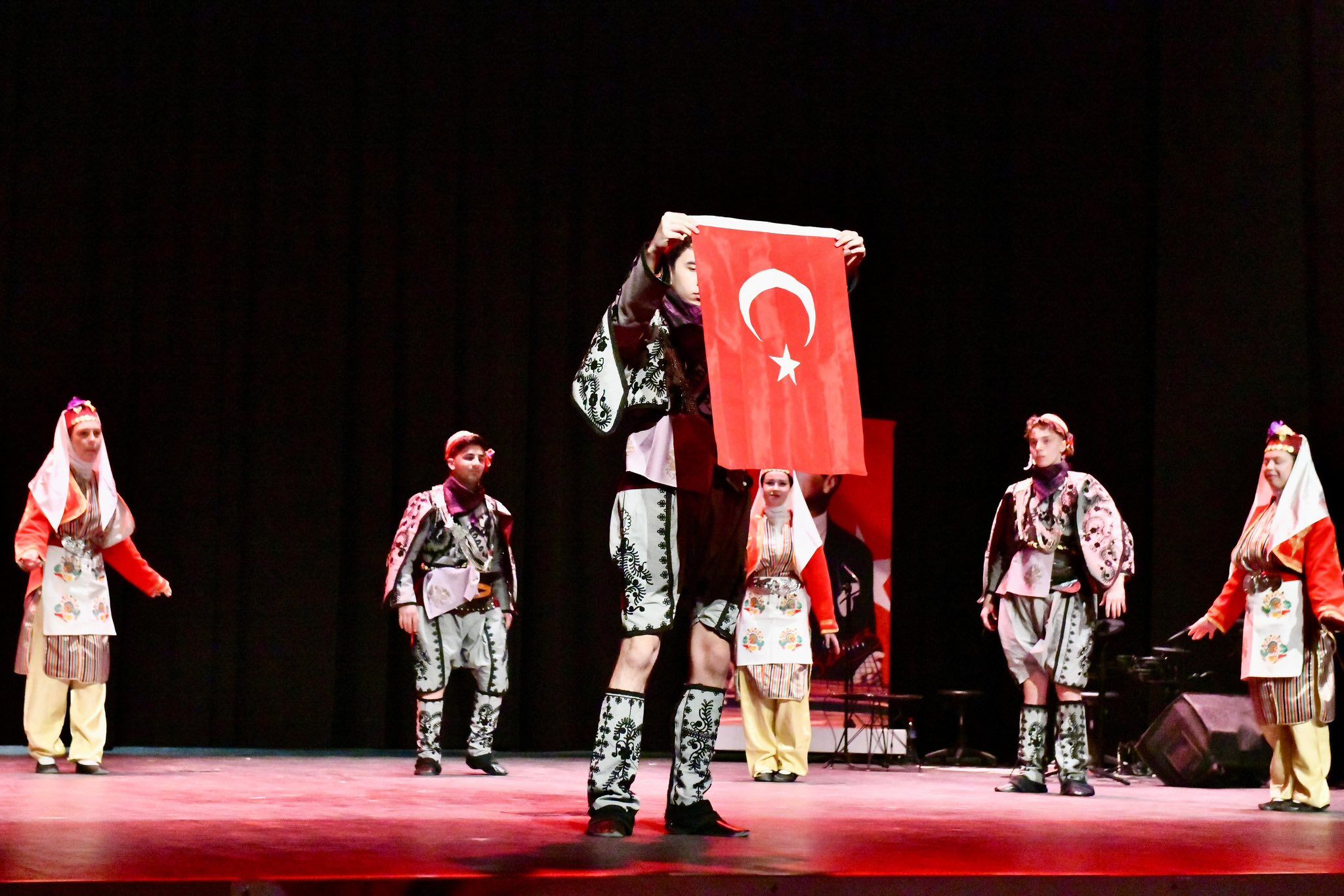 654799524 1369848911826945 3493648526382158004 N-1