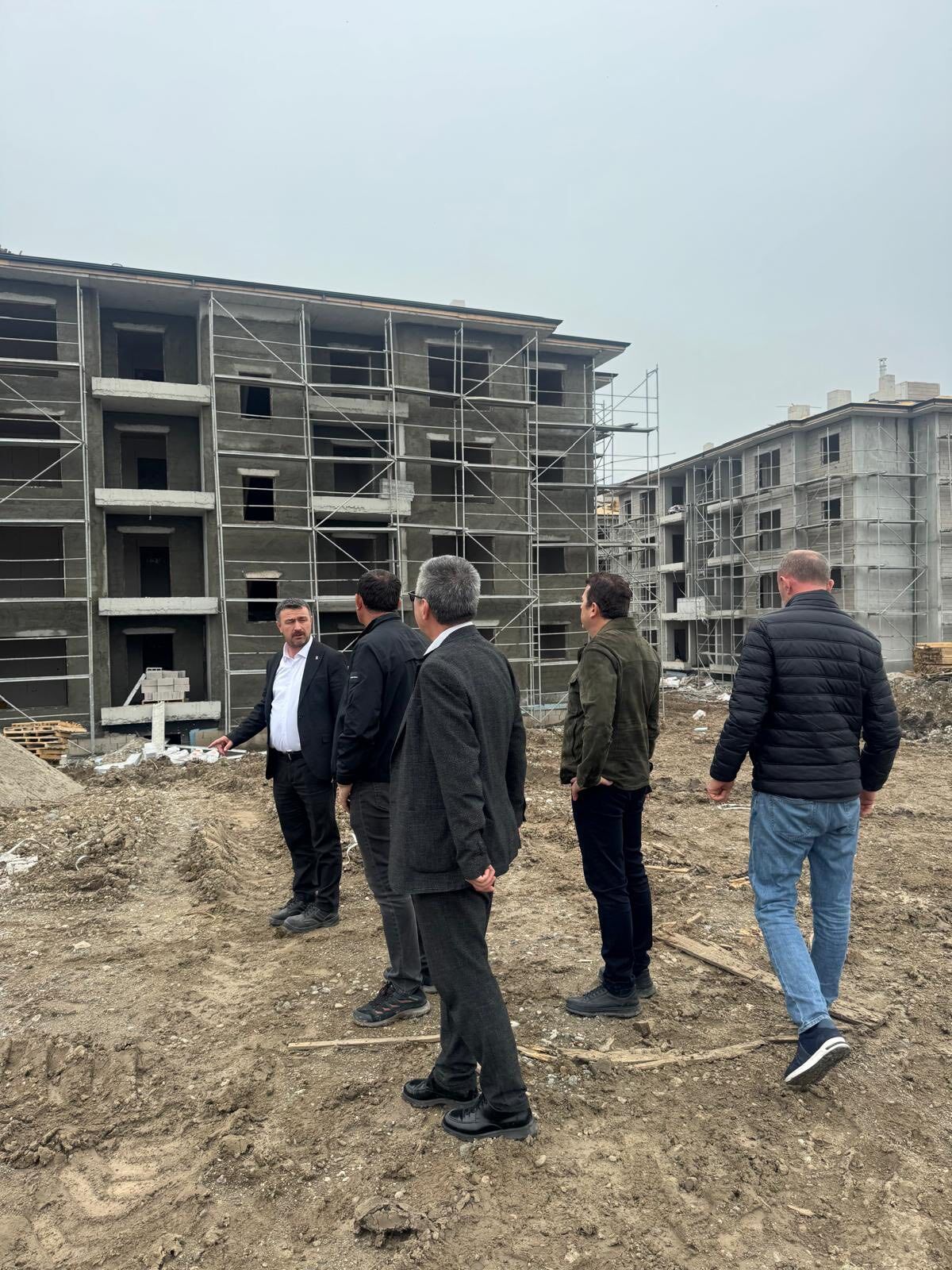 658415600 122254564352087859 4964056137571984109 N