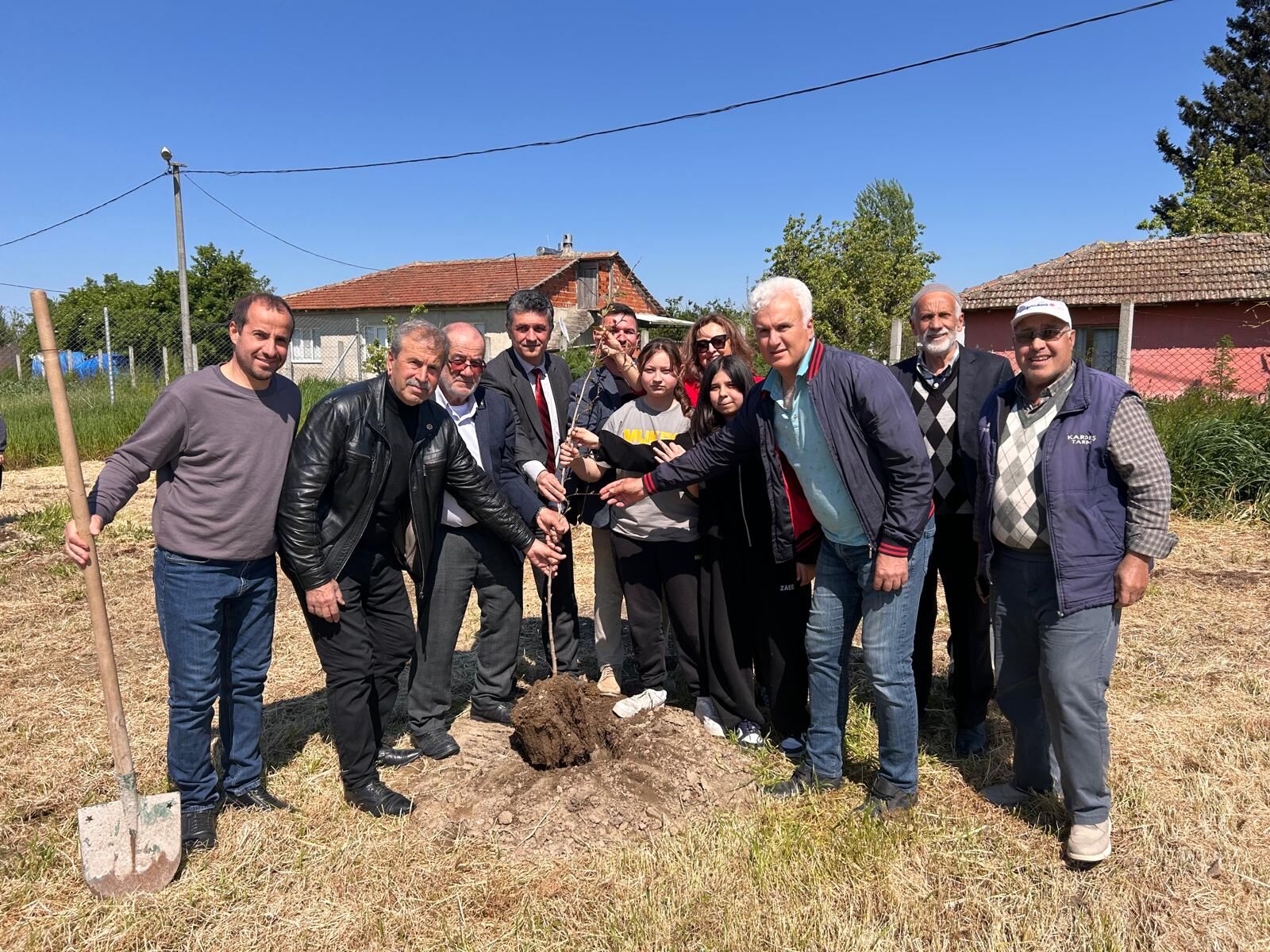 Whatsapp Image 2026 04 25 At 12.37.12 (1)