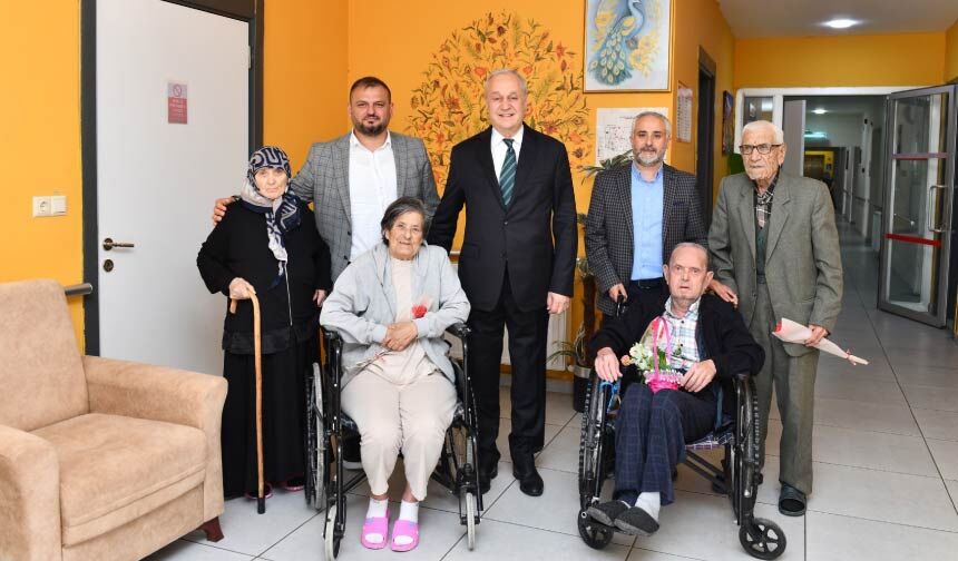 Başkan Erdem'den Anlamlı Ziyaret